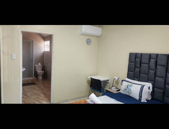 6 BEDROOM HOUSE FOR SALE IN LINMEYER